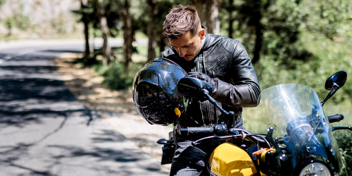 Motorrijder maakt tussenstop