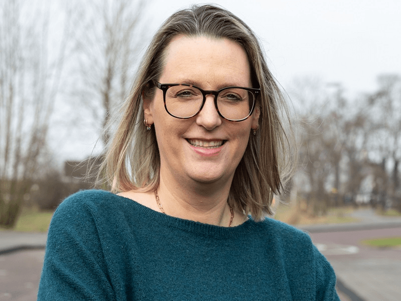 Portretfoto van Emily Rodenburg-Bruines, kennisspecialist huisdierenverzekering bij Univé