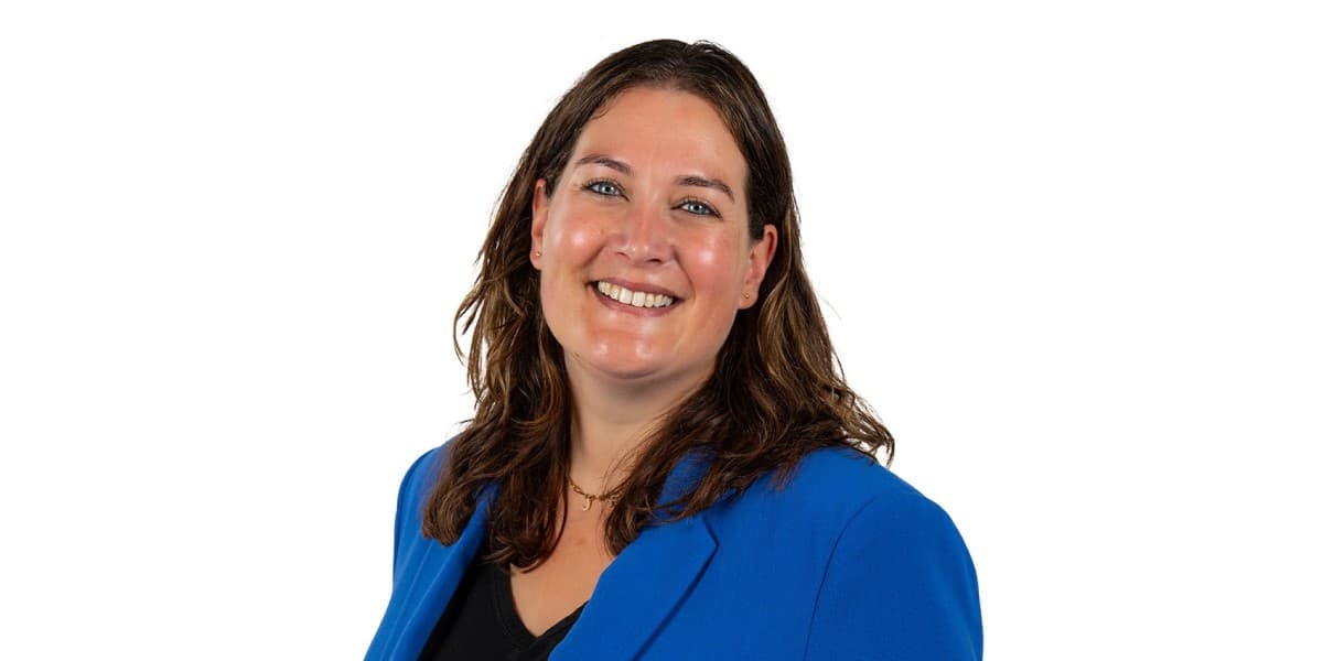 Portretfoto van Martine van Wieringen, hypotheekadviseur bij Univé